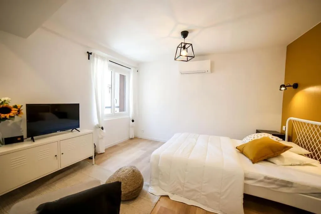 Studio Cosy Equipe, Centre Ville Orange  Appartement